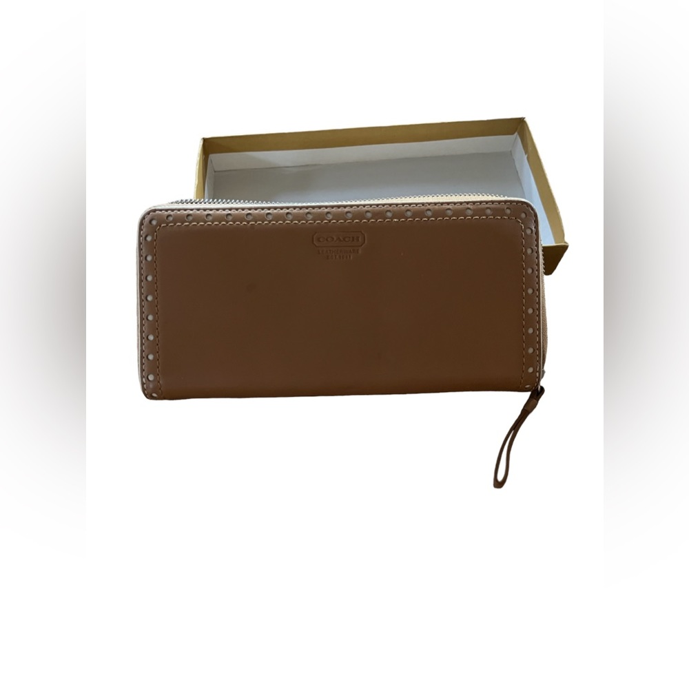 🌸Coach Leather Wallet🌸